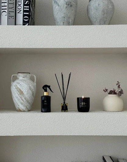 89 aromatic KOMPLEKTS: Mājokļa aromāts, telpu smaržu sprejs un smaržīgā svece